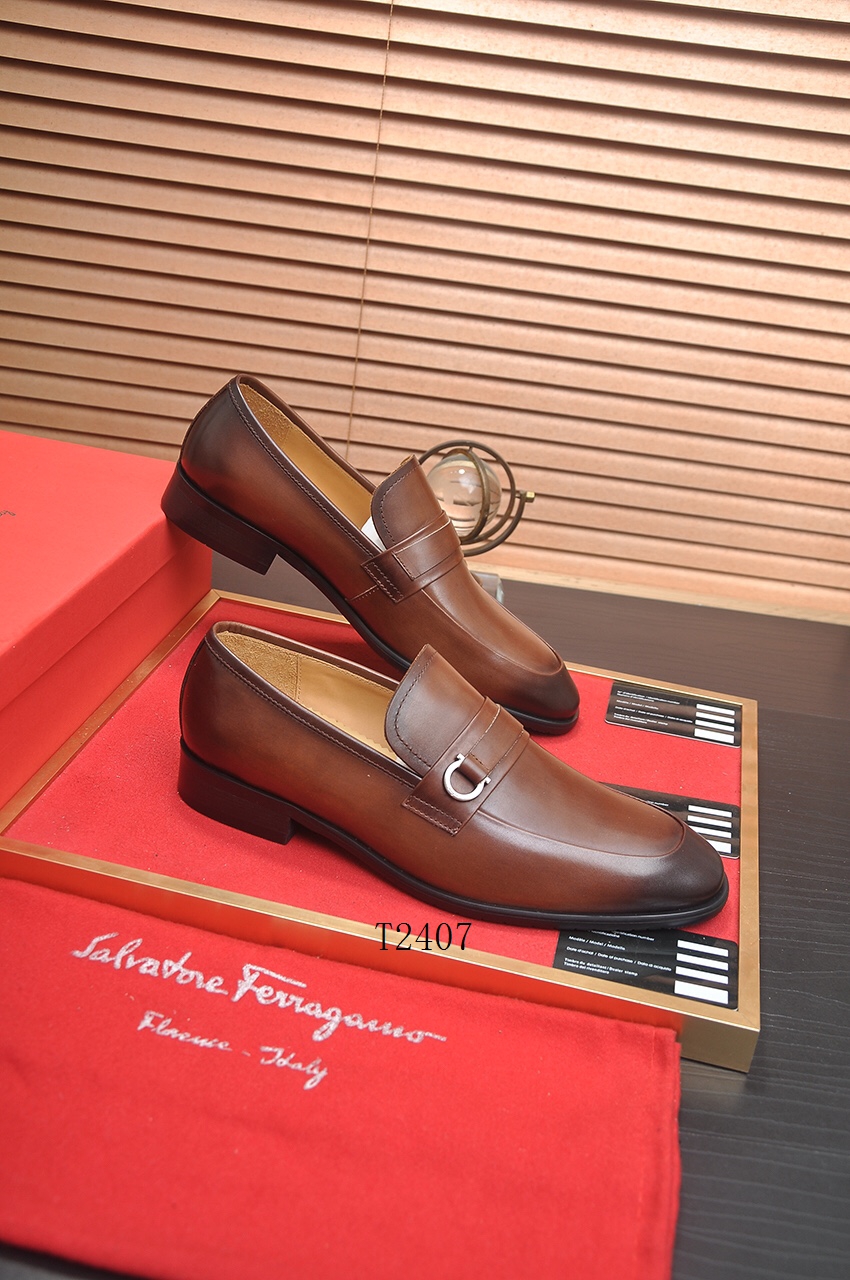 Ferragamo sz38-44 377